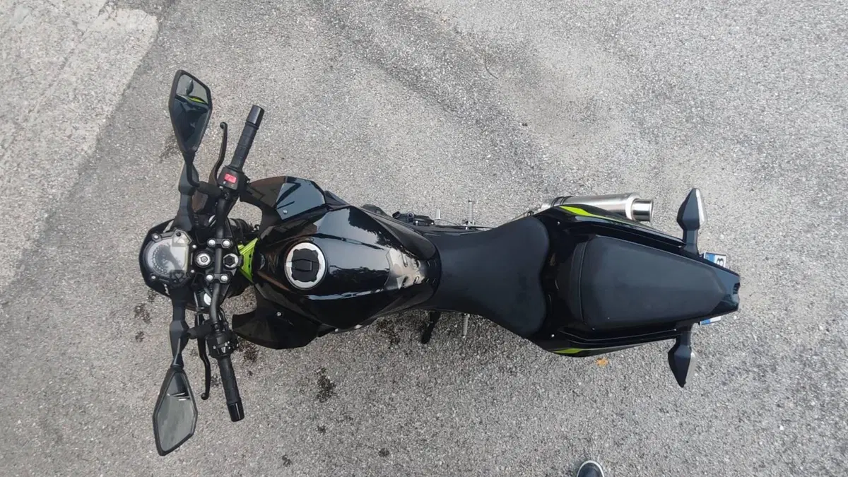 Kawasaki Z 400 (2019 - 20)  (7)