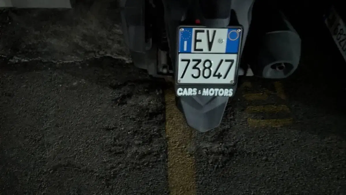 Sym Joymax 300 Z+ (2021 - 24)  (2)
