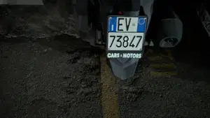 Sym Joymax 300 Z+ (2021 - 24)  (2)