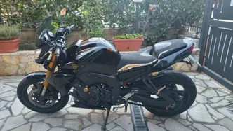 Yamaha FZ8 ABS (2010 - 13) usata