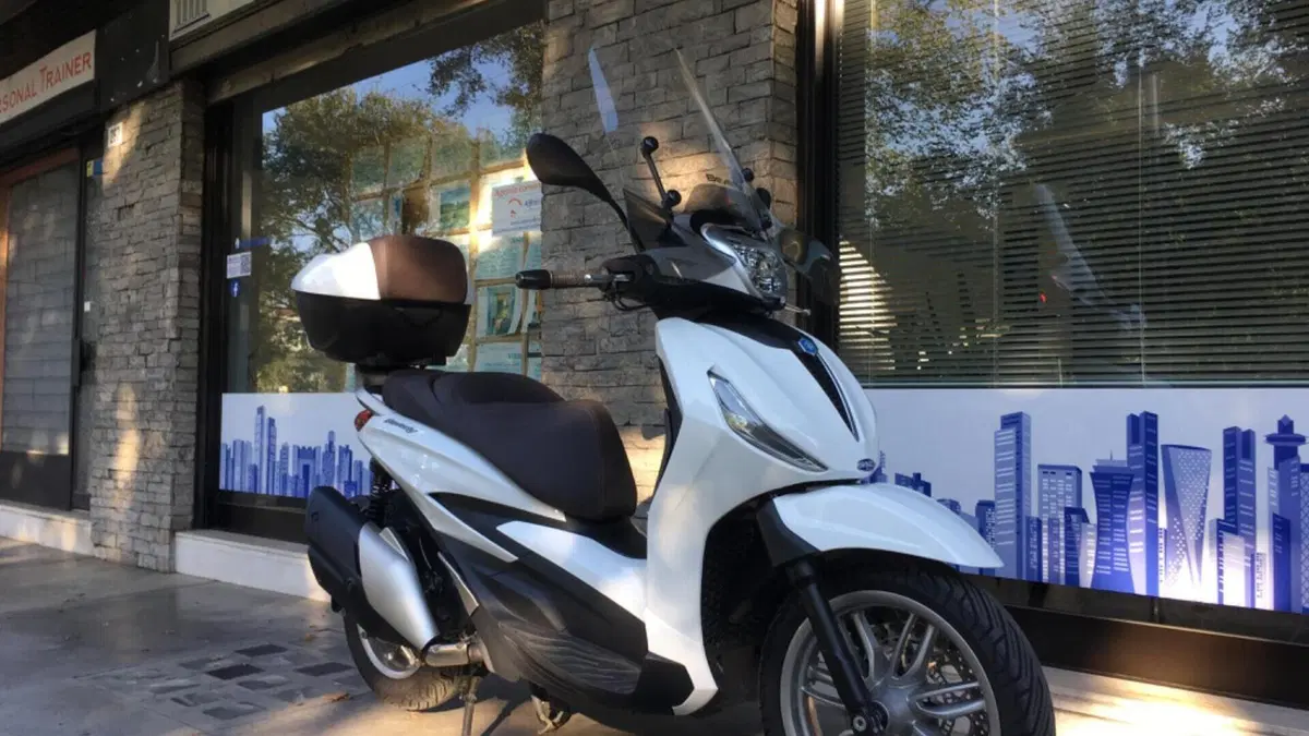 Piaggio Beverly 400 S ABS-ASR (2021 - 24)  (4)