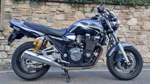 Yamaha XJR 1300 (2002 - 06)  (2)