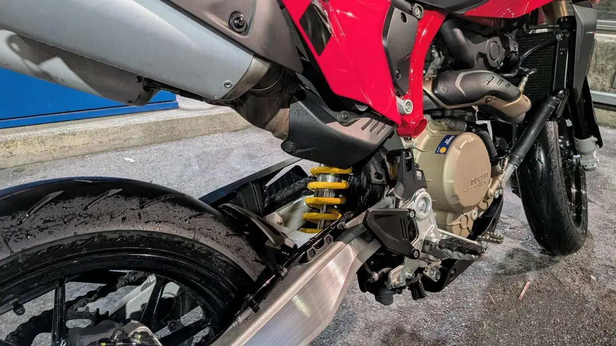 Ducati Hypermotard 698 Mono (2024 - 26)  (3)