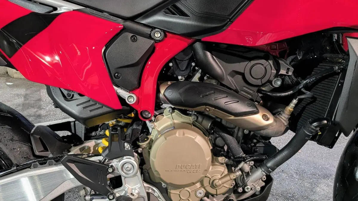Ducati Hypermotard 698 Mono (2024 - 26)  (4)