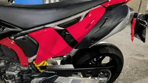 Ducati Hypermotard 698 Mono (2024 - 26)  (8)