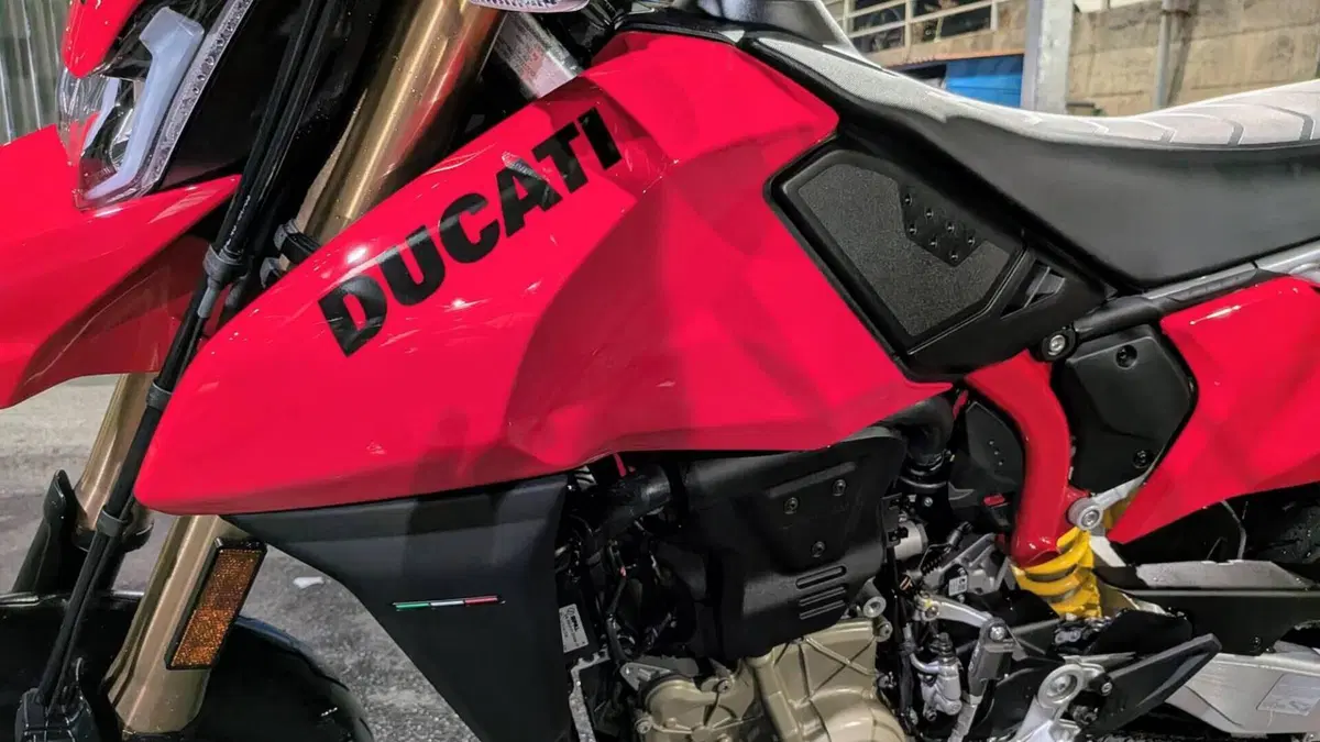Ducati Hypermotard 698 Mono (2024 - 26)  (10)
