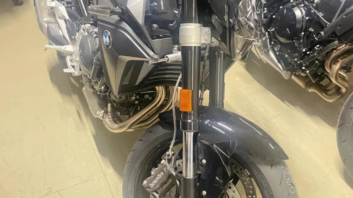 Bmw F 900 R (2025 - 27)  (3)