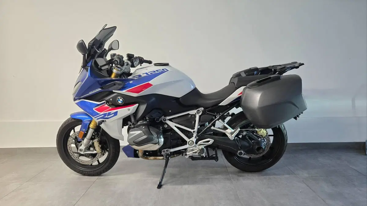 Bmw R 1250 RS (2021 - 25)  (2)