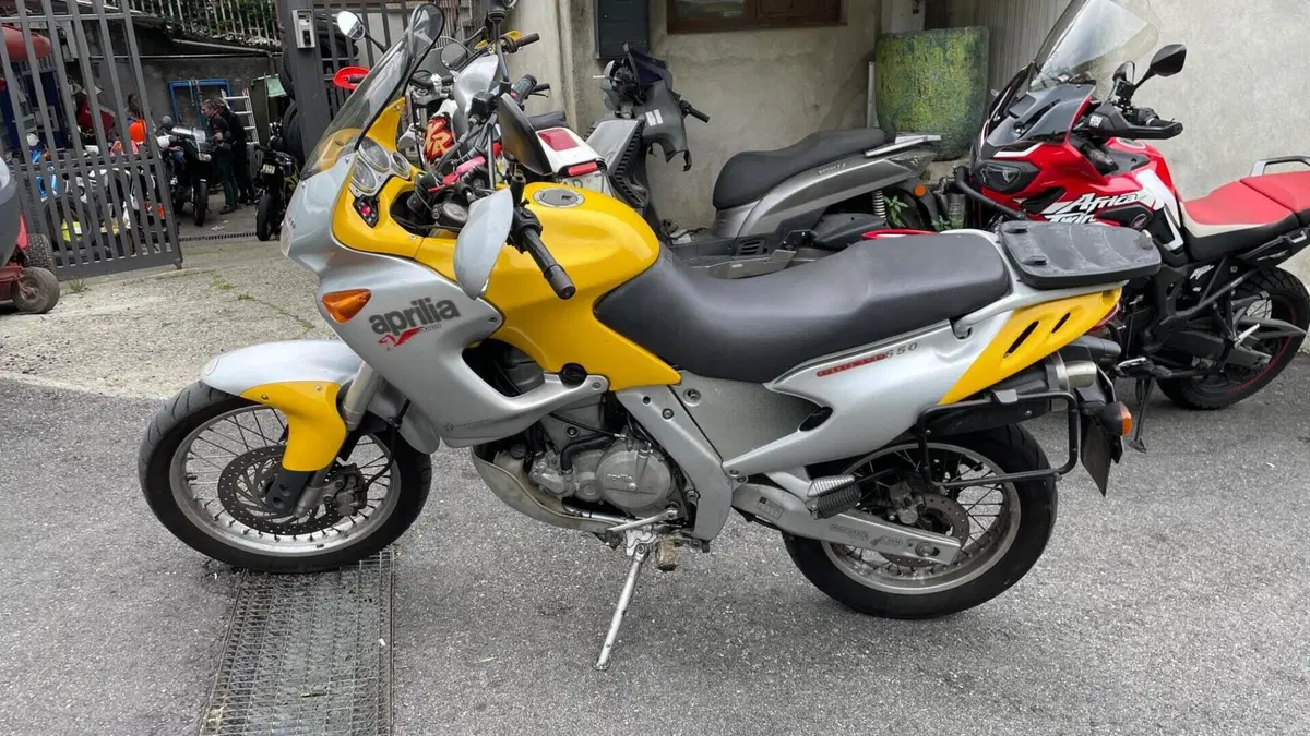 Aprilia Pegaso 650 (1997 - 00)  (2)
