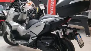Honda ADV 350 (2022 - 24)  (3)