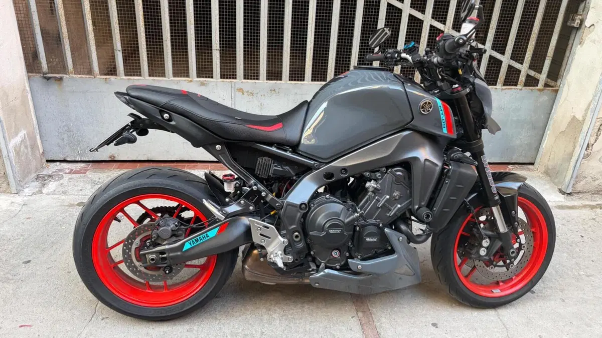Yamaha MT-09 (2021 - 23) 