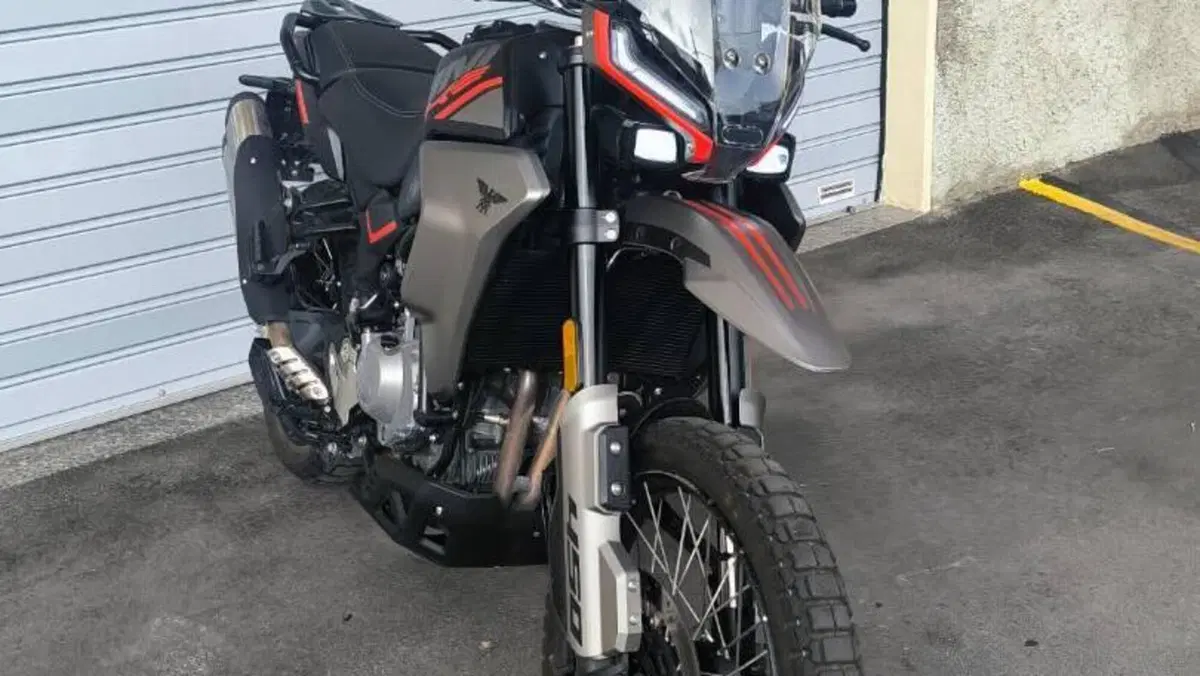 Moto Morini Allthrike 450 (2025 - 26)  (4)