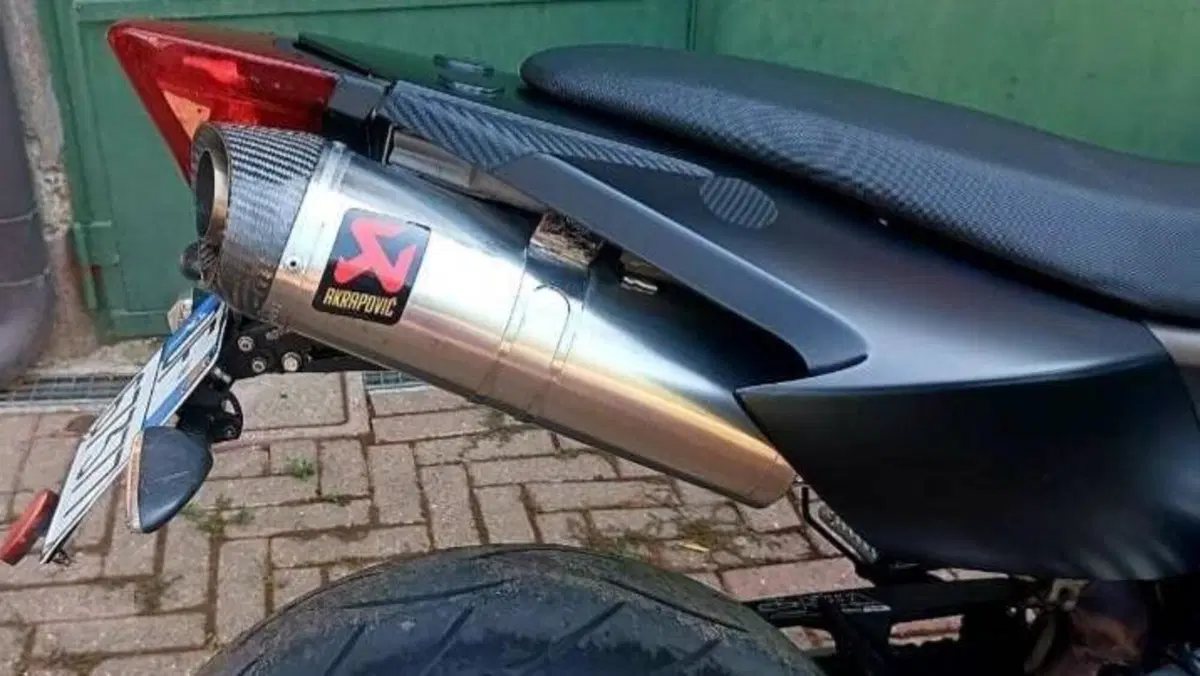 Aprilia Dorsoduro 750 (2009 - 14)  (5)