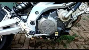 Aprilia Dorsoduro 750 (2009 - 14)  (6)