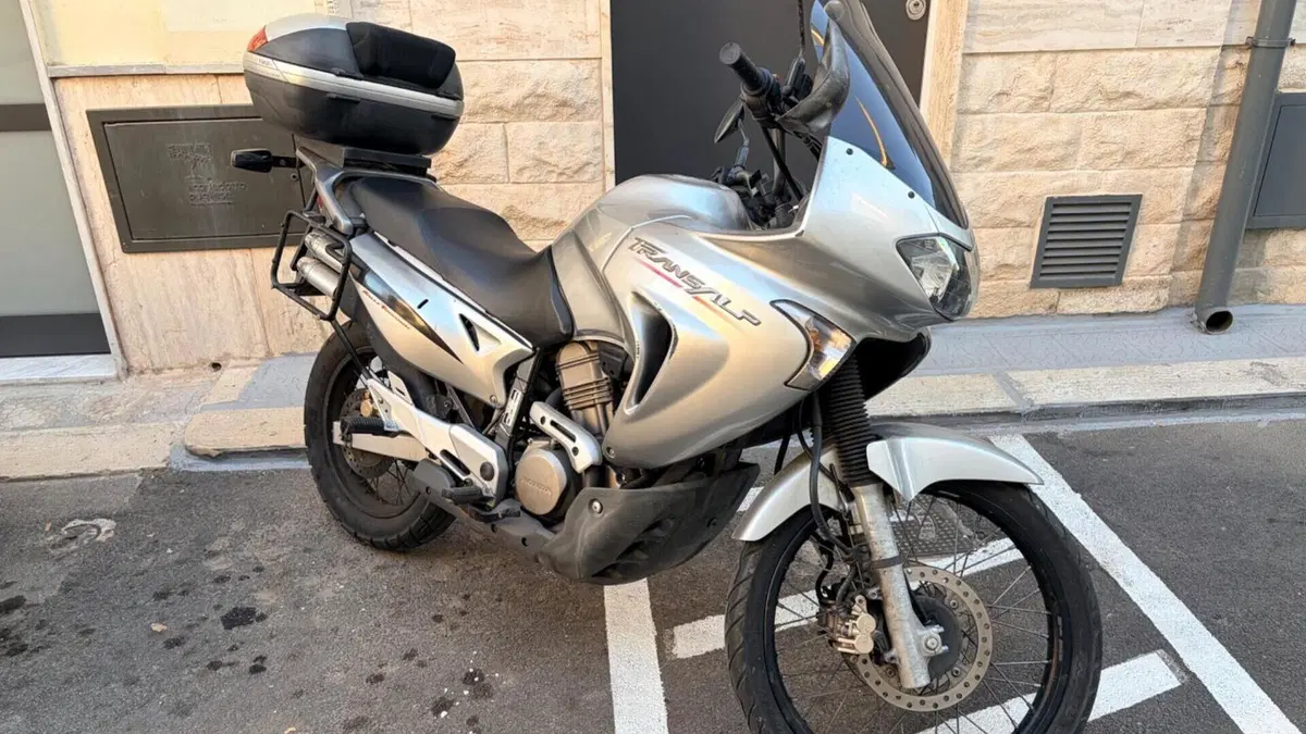 Honda Transalp XL 650V (2005 - 06)  (3)