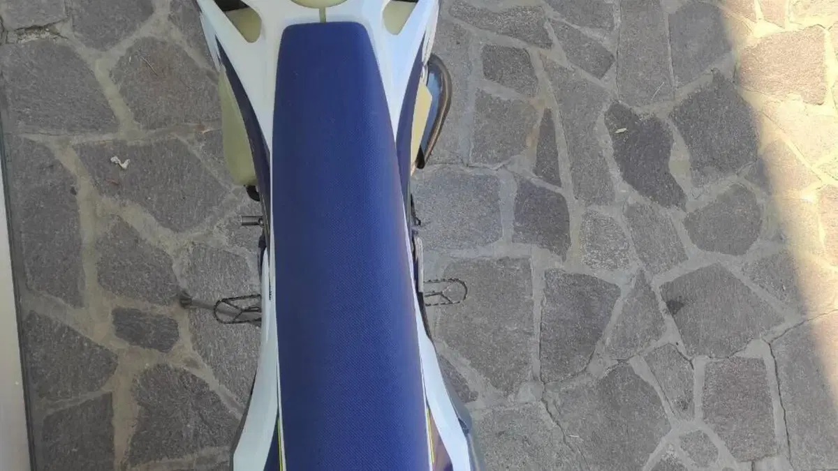 Husqvarna TE 250i (2021)  (8)