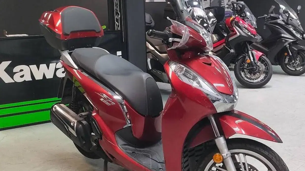 Honda SH 300 i ABS (2016 - 20)  (5)