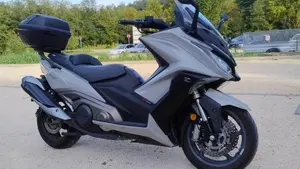Kymco AK 550 (2020)  (4)