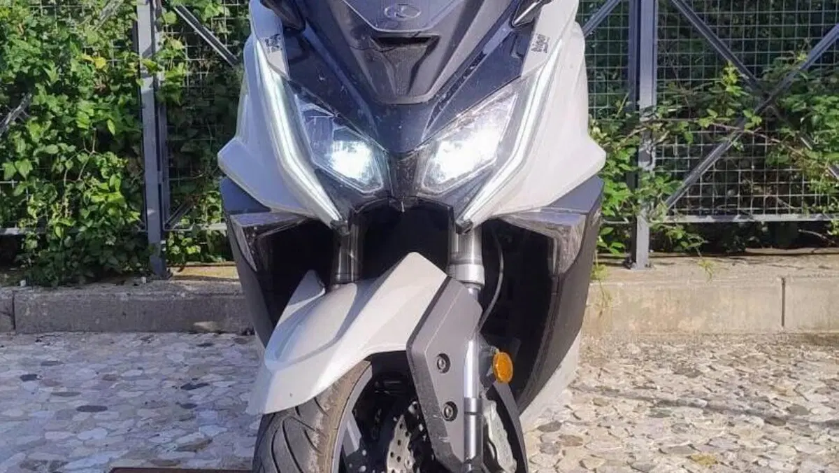 Kymco AK 550 (2020)  (5)