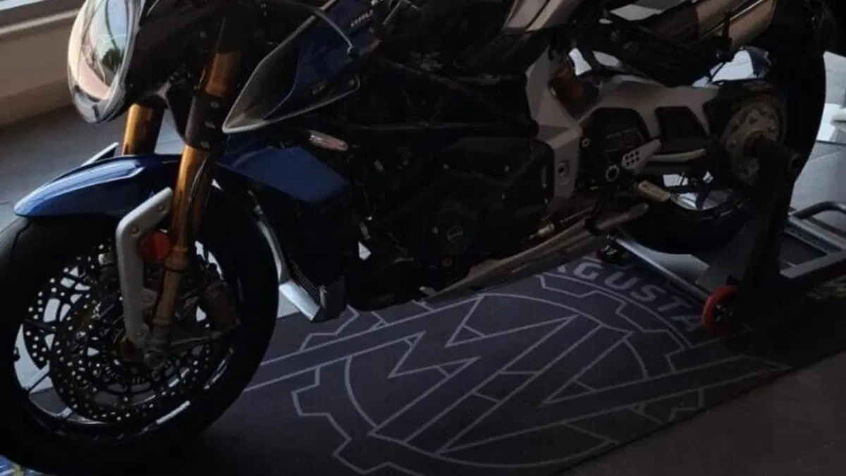 MV Agusta Brutale 1000 RR Assen (2023 - 26)  (2)