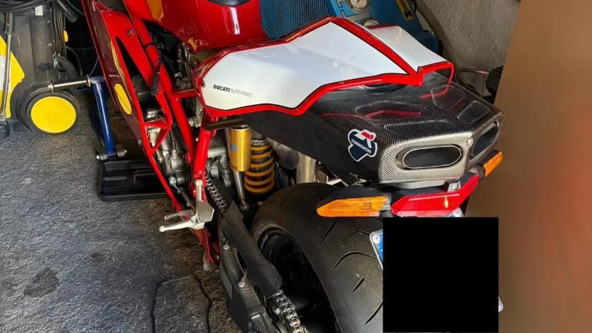 Ducati 999 S (2005 - 06)  (2)