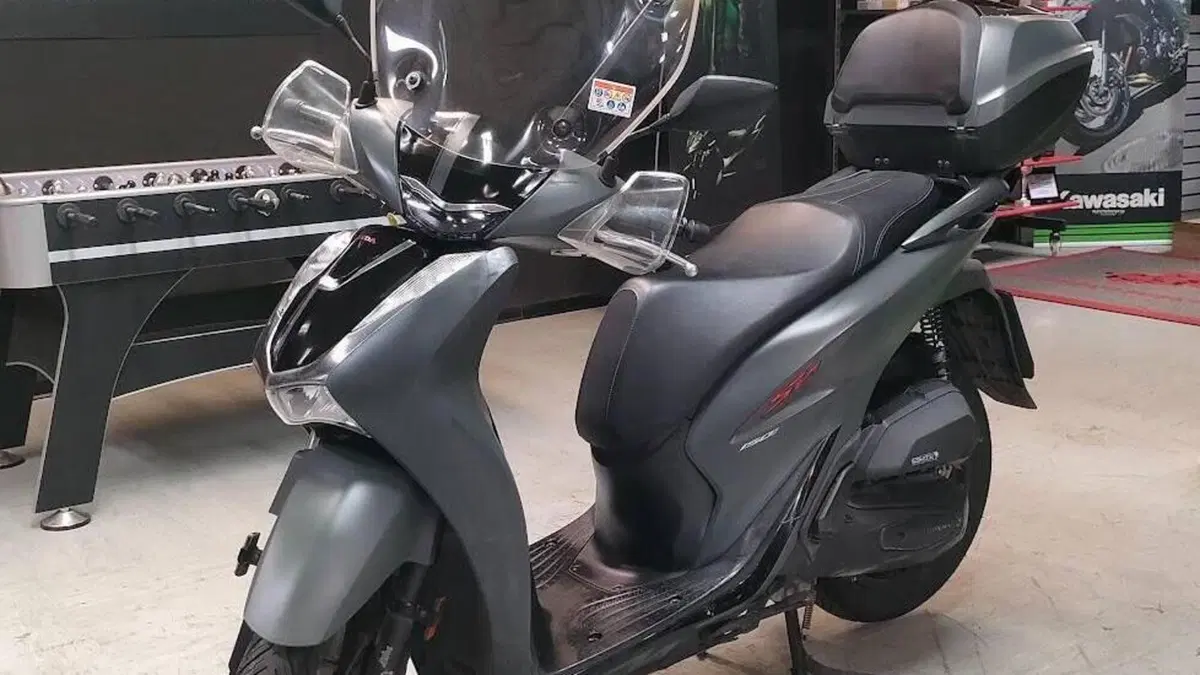Honda SH 150i (2020 - 23)  (2)