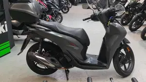 Honda SH 150i (2020 - 23)  (6)