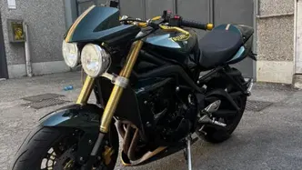 Triumph Street Triple (2007 - 12) usata