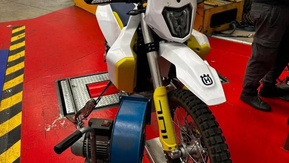 Husqvarna 701 Enduro (2023 - 25) 