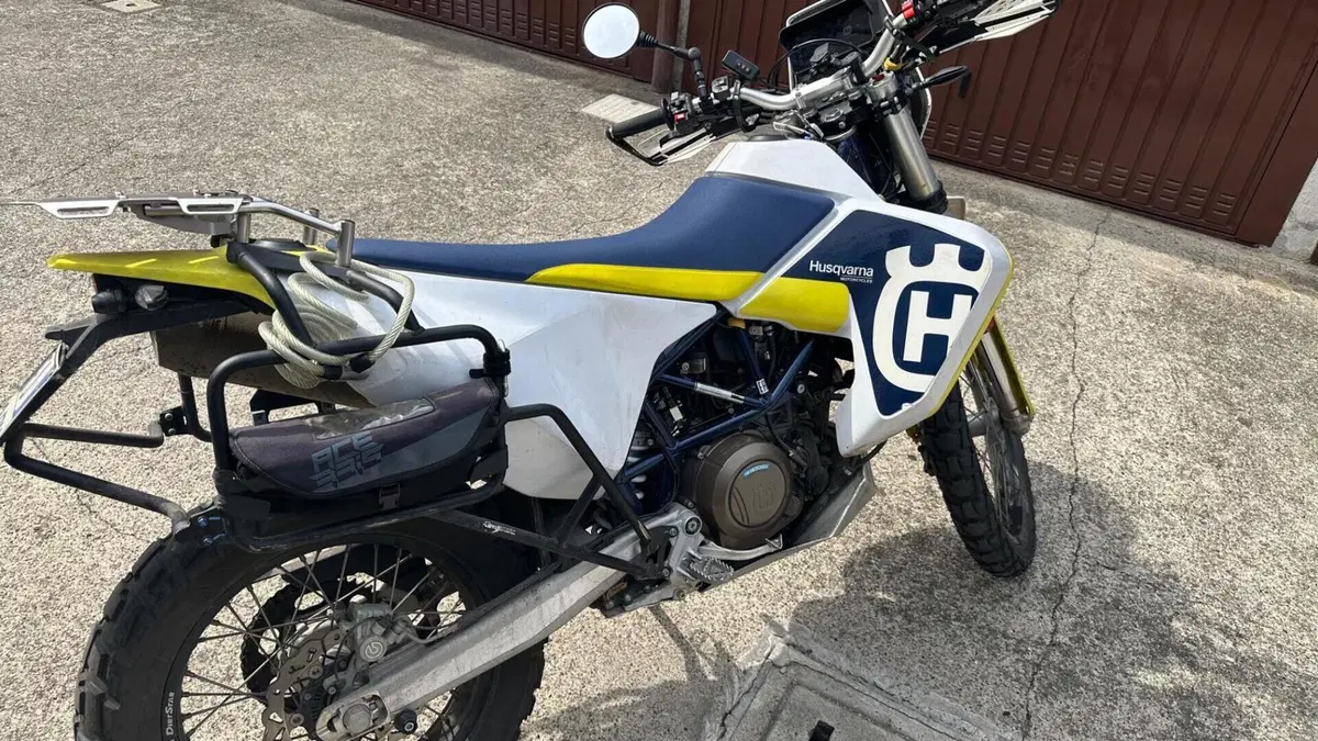 Husqvarna 701 Enduro (2023 - 25)  (8)