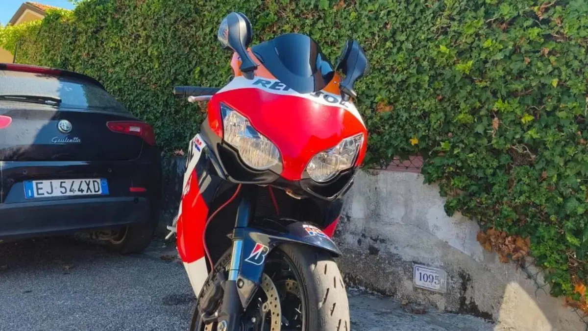 Honda CBR 1000 RR Fireblade (2008 - 11) 