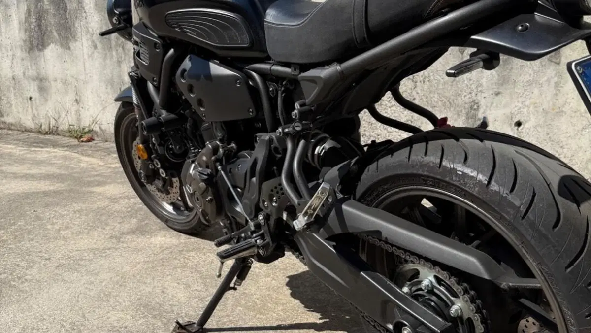Yamaha XSR 700 ABS (2016 - 20)  (6)