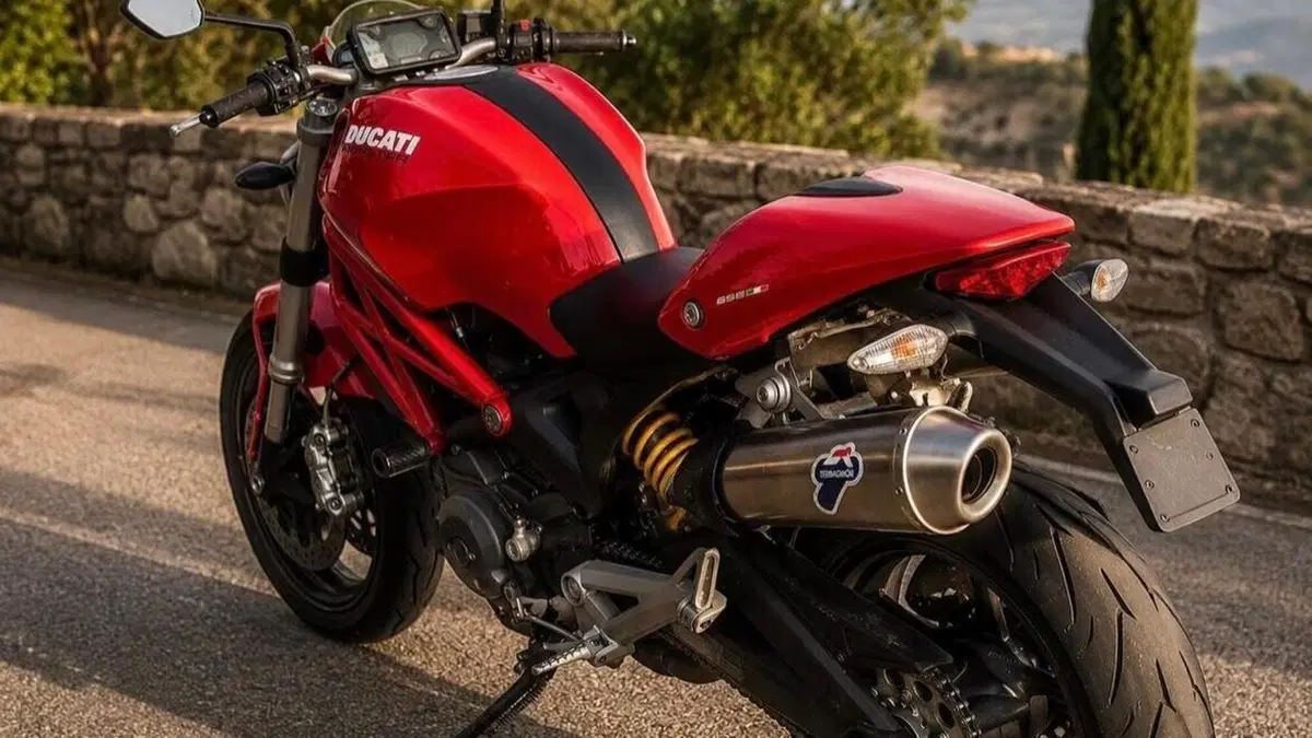 Ducati Monster 696 Plus (2007 - 14) 