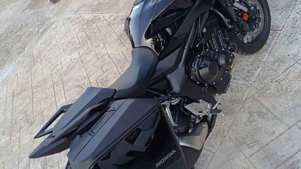 Honda CB 1000 GT (2026) 