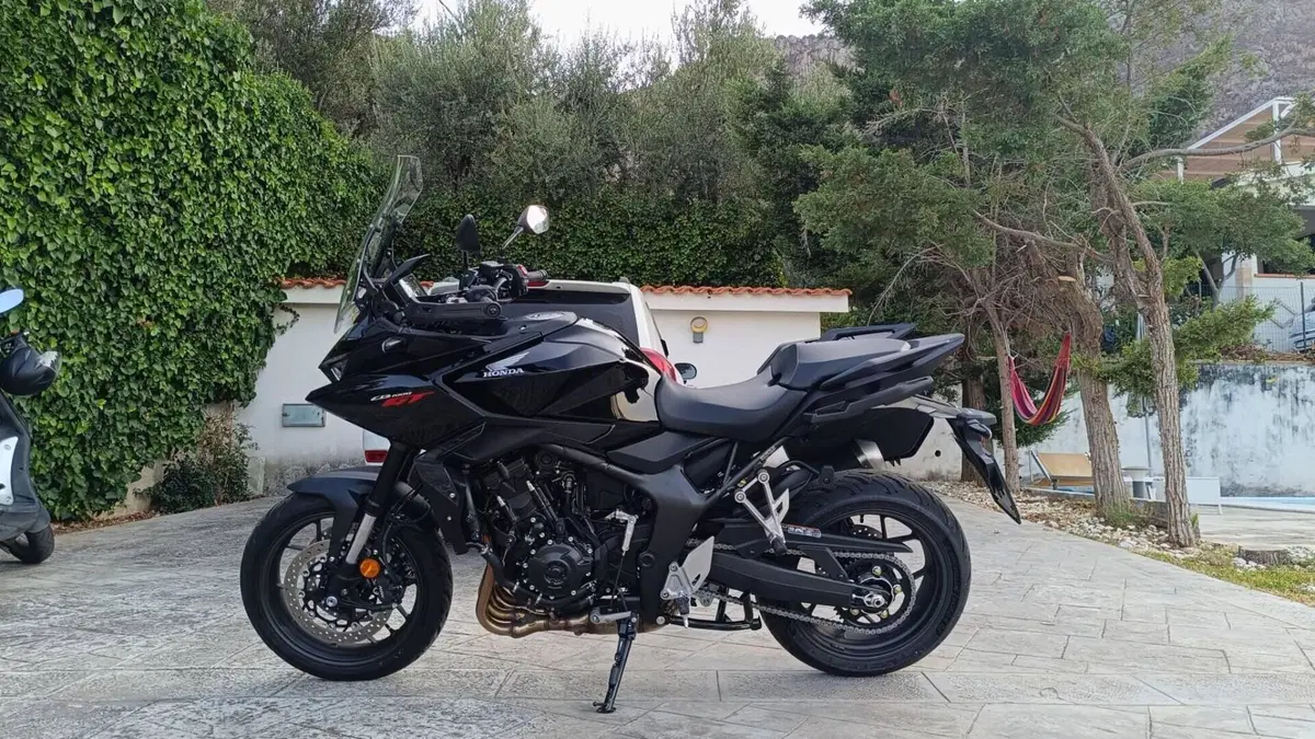Honda CB 1000 GT (2026)  (2)