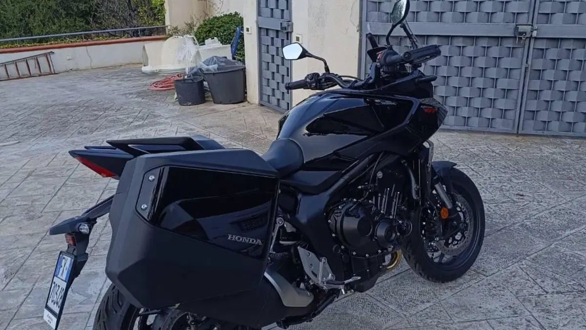Honda CB 1000 GT (2026)  (5)