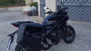Honda CB 1000 GT (2026)  (5)