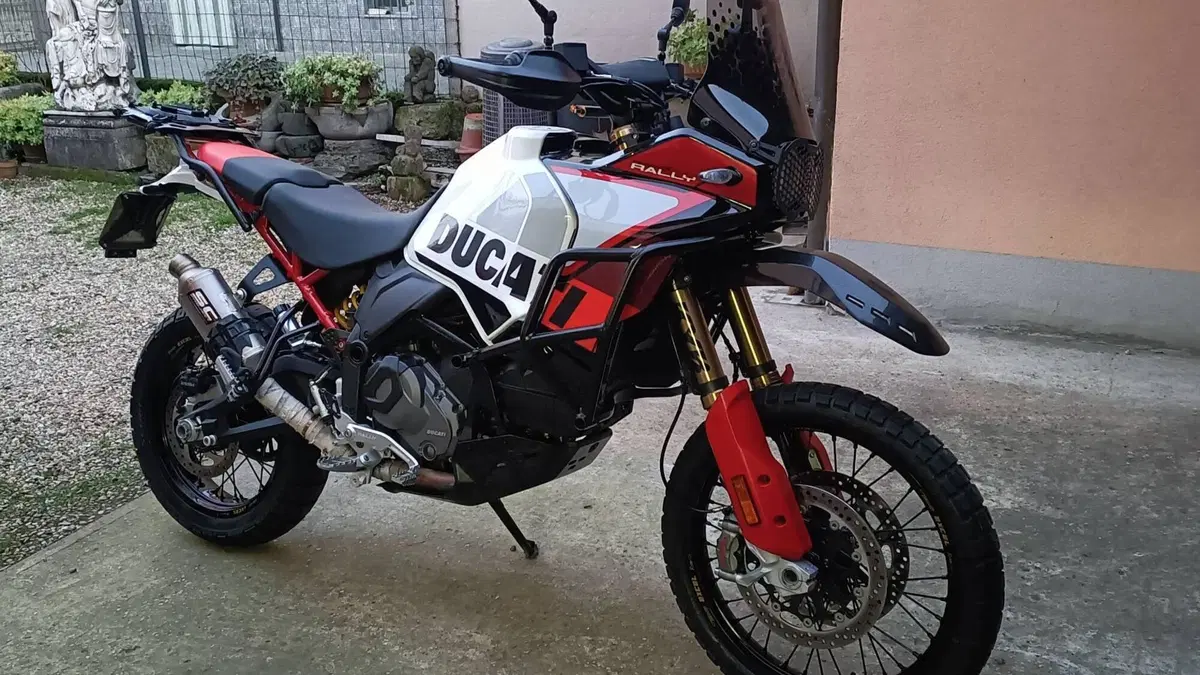Ducati DesertX Rally (2024 - 25) 
