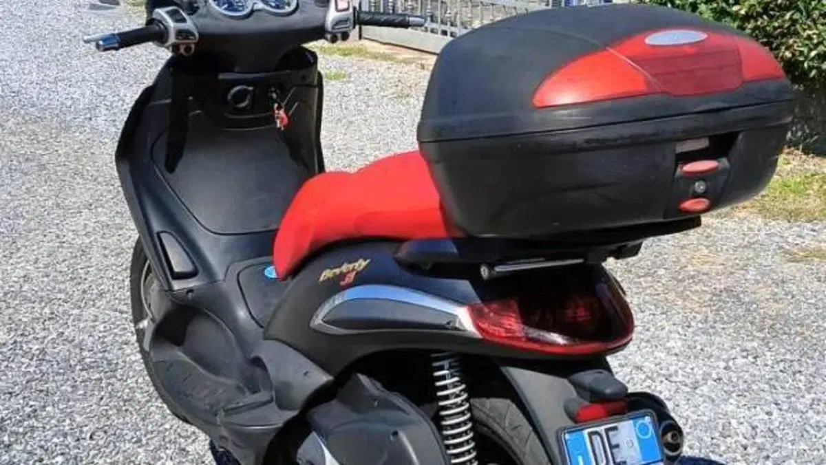 Piaggio Beverly 250 i.e. (2004 - 06) 