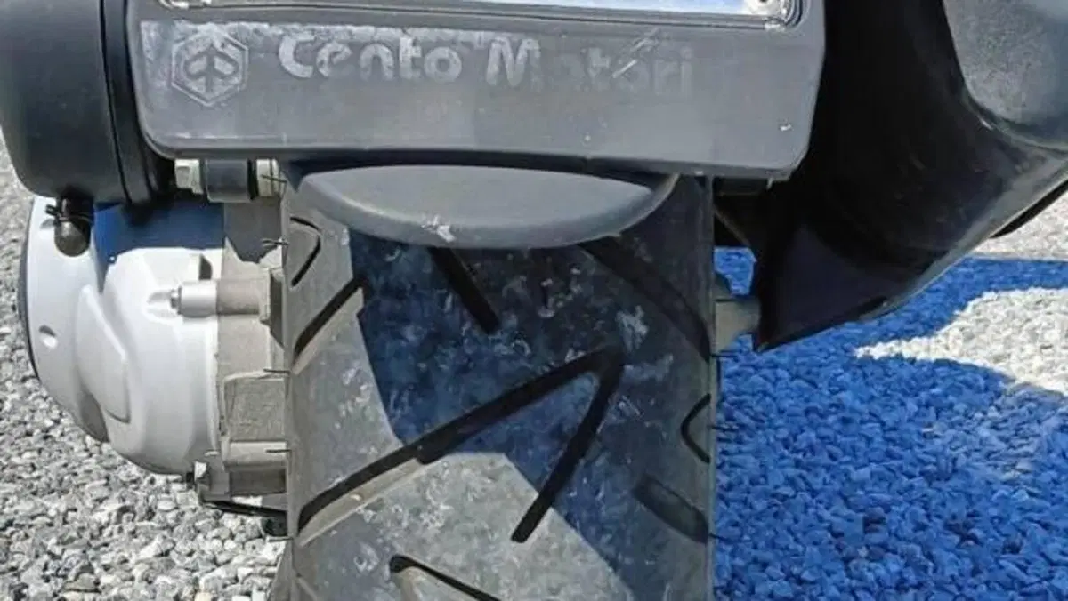 Piaggio Beverly 250 i.e. (2004 - 06)  (2)