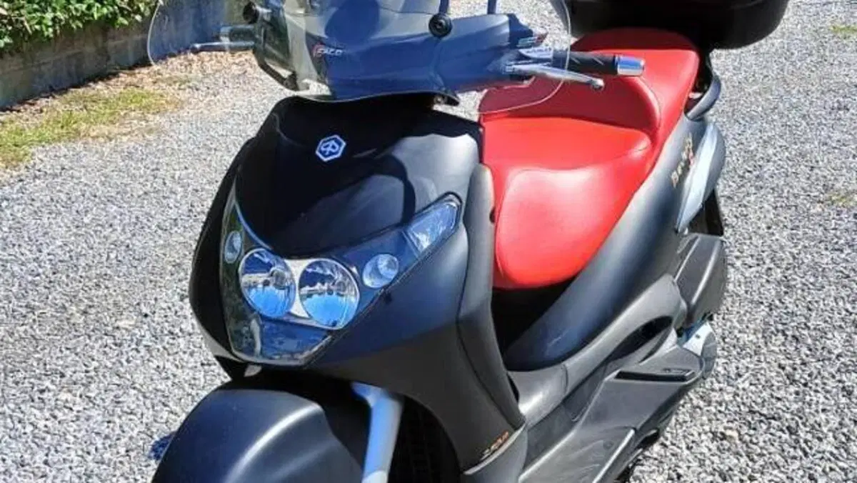 Piaggio Beverly 250 i.e. (2004 - 06)  (10)