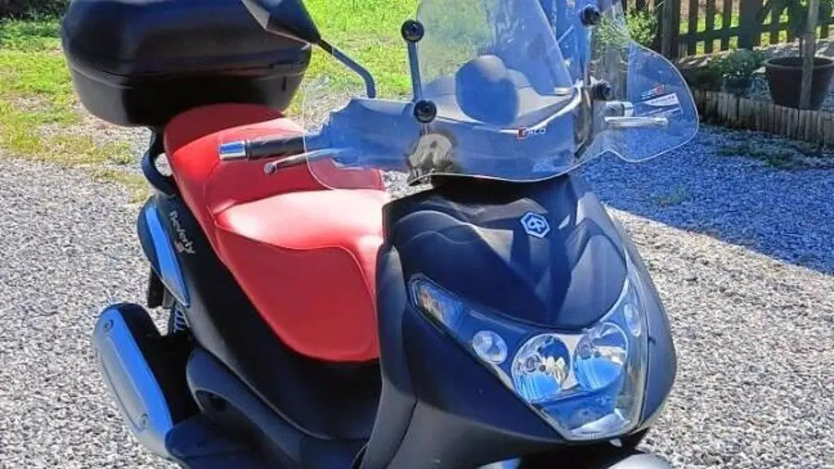 Piaggio Beverly 250 i.e. (2004 - 06)  (11)