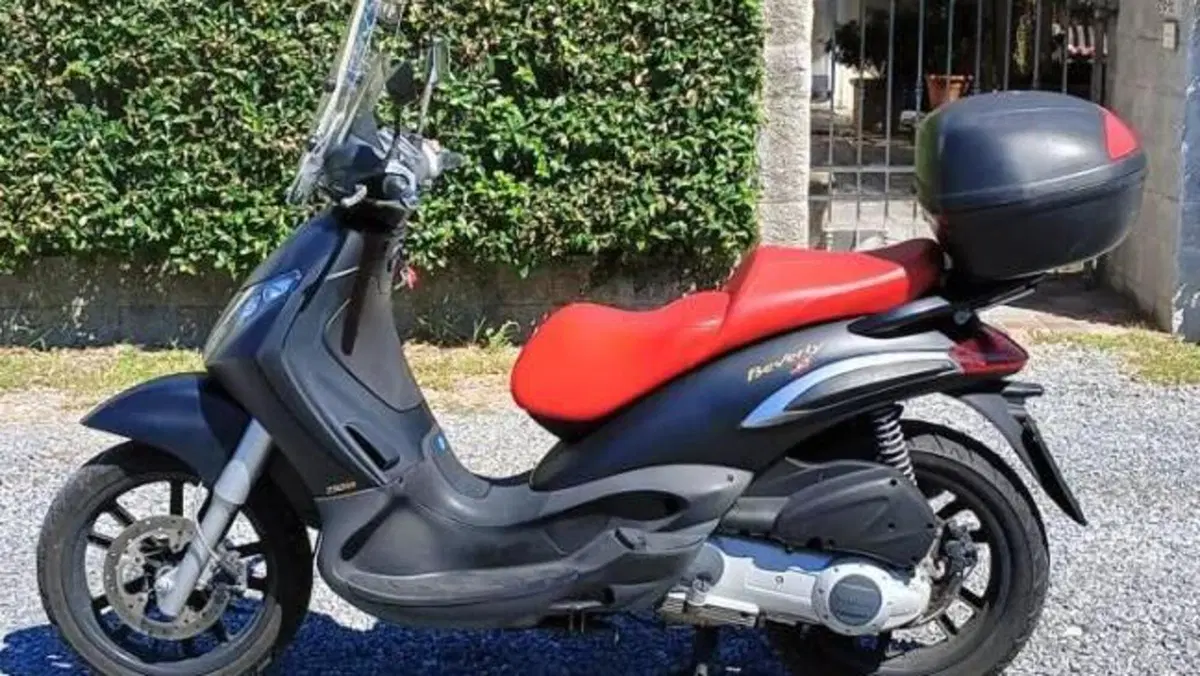 Piaggio Beverly 250 i.e. (2004 - 06)  (12)