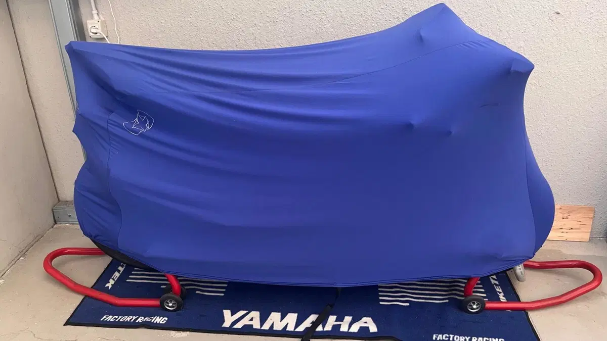 Yamaha YZF R1 (2015 - 16)  (14)