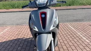 Piaggio Medley 150 S ABS (2021 - 25)  (2)