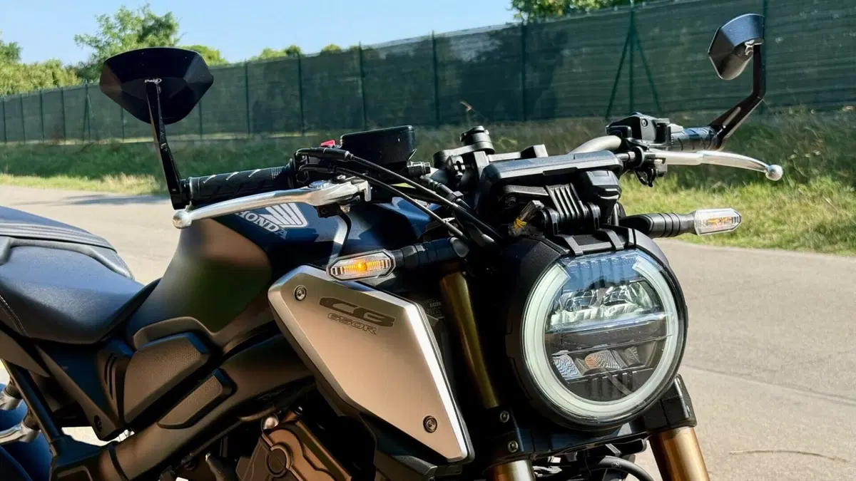Honda CB 650 R (2021 - 23)  (6)