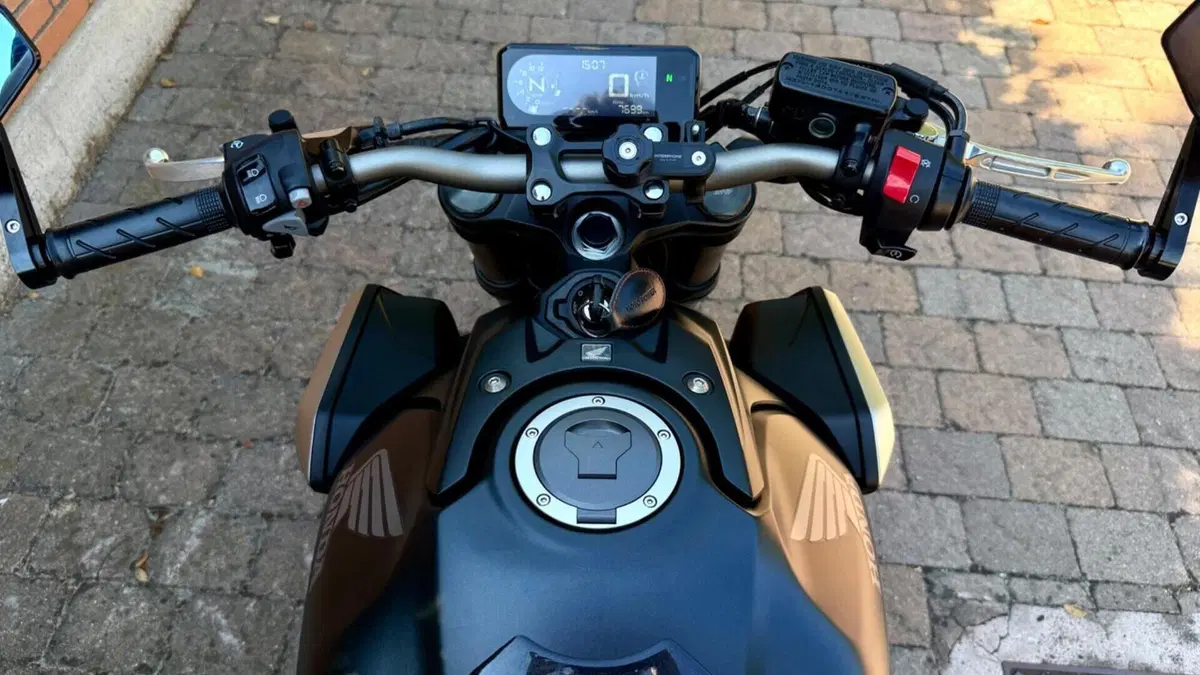 Honda CB 650 R (2021 - 23)  (5)
