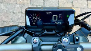 Honda CB 650 R (2021 - 23)  (8)