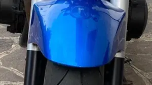 Kawasaki ZR-7 (2001 - 04)  (3)