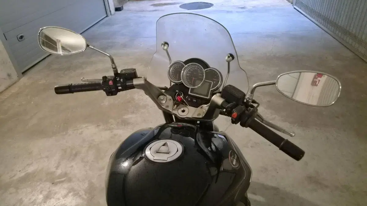 Moto Guzzi Breva V 1100 i.e.  (5)